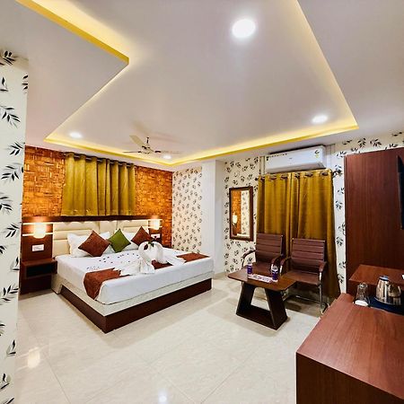 Hotel Golden Crystal 巴特那 外观 照片